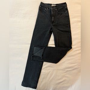 Madewell “The Perfect Vintage Straight Jean” size 27